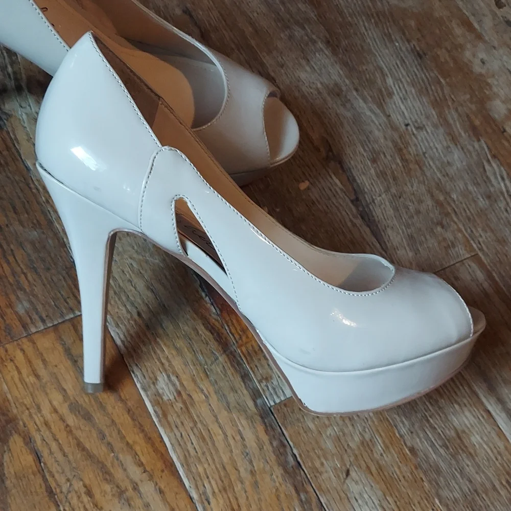Marc Fisher Tan Peep-Toe Heels - Picture 4 of 8